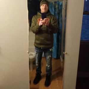 Meet your Posher, Greg